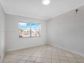2201 SE 9th St 106, Pompano Beach FL 33062