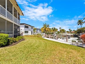 2201 SE 9th St 106, Pompano Beach FL 33062