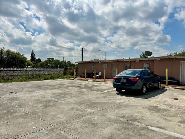 1940 Ali Baba Ave, Opa-Locka FL 33054