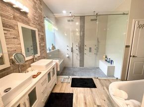 523 Stonemont Dr, Weston FL 33326
