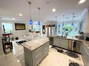 523 Stonemont Dr, Weston FL 33326