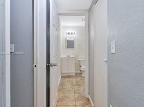 12890 NE 8th Ave 103, North Miami FL 33161