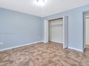 12890 NE 8th Ave 103, North Miami FL 33161