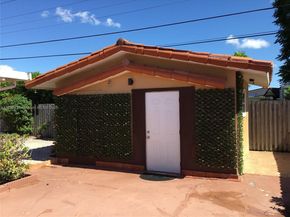 1901 SW 90th Ave, Miami FL 33165