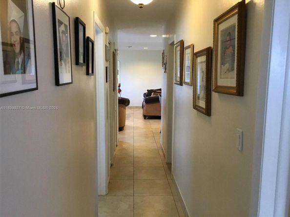 1901 SW 90th Ave, Miami FL 33165