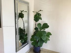 1901 SW 90th Ave, Miami FL 33165