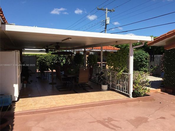 1901 SW 90th Ave, Miami FL 33165