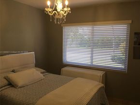 1901 SW 90th Ave, Miami FL 33165