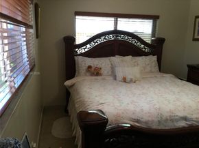 1901 SW 90th Ave, Miami FL 33165