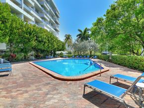 155 Ocean Lane Dr 413, Key Biscayne FL 33149