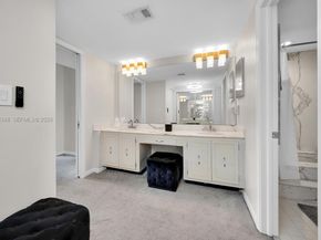 155 Ocean Lane Dr 413, Key Biscayne FL 33149