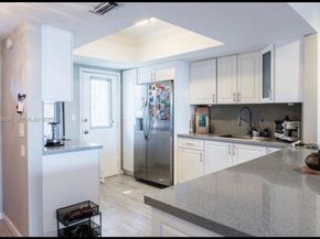 18555 NE 14th Ave 619, Miami FL 33179