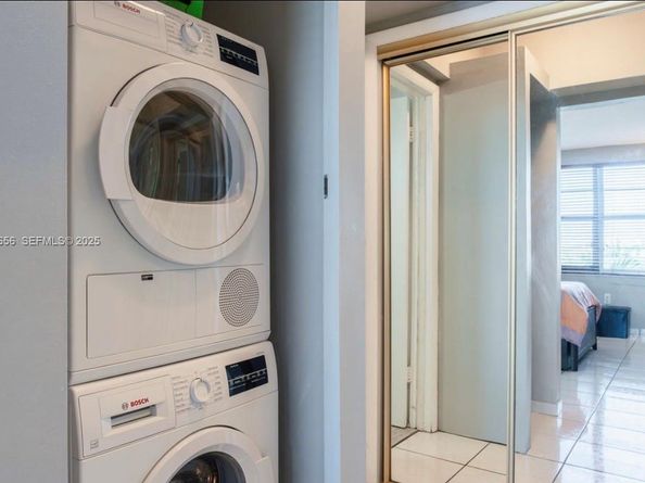 18555 NE 14th Ave 619, Miami FL 33179