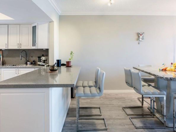 18555 NE 14th Ave 619, Miami FL 33179