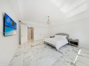 55 La Gorce Cir, Miami Beach FL 33141