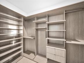 851 NE 1st Avenue Penthouse 4612, Miami FL 33132