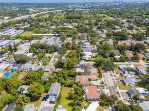 316 N 28th Ave, Hollywood FL 33020