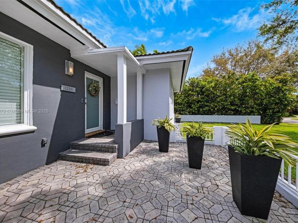 1259 NE 98th St, Miami Shores FL 33138