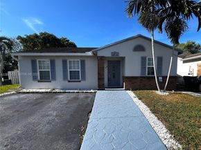 14731 N Beckley Sq, Davie FL 33325