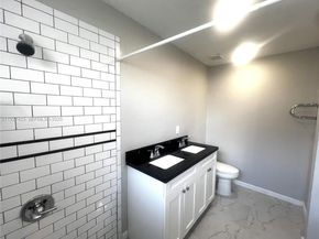 14731 N Beckley Sq, Davie FL 33325