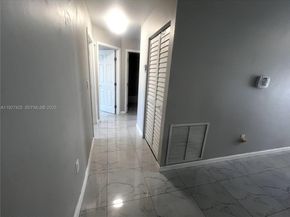 14731 N Beckley Sq, Davie FL 33325