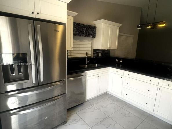 14731 N Beckley Sq, Davie FL 33325