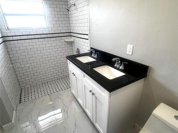 14731 N Beckley Sq, Davie FL 33325