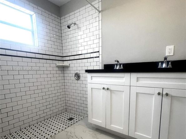 14731 N Beckley Sq, Davie FL 33325