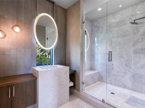 1175 Spanish River Rd, Boca Raton FL 33432