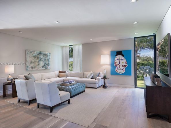 1175 Spanish River Rd, Boca Raton FL 33432