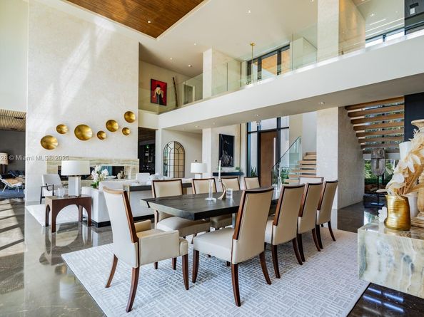 1175 Spanish River Rd, Boca Raton FL 33432