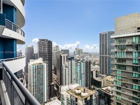 60 SW 13th St 5012, Miami FL 33130