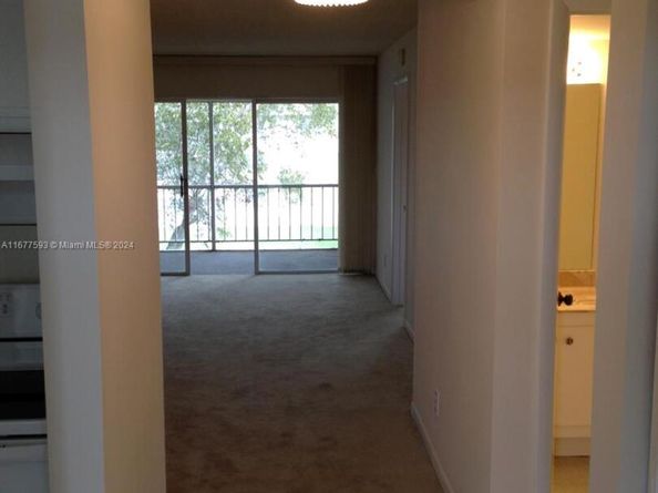 5961 NW 61st Ave 311, Tamarac FL 33319