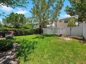 659 NE 191st St, Miami FL 33179