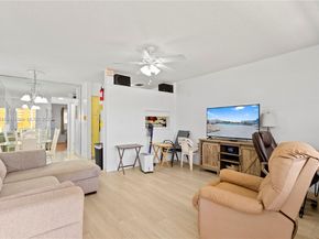 1030 SW 11th St 8M, Hallandale Beach FL 33009