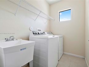 6116 E Grand Cypress Cir E, Coconut Creek FL 33073