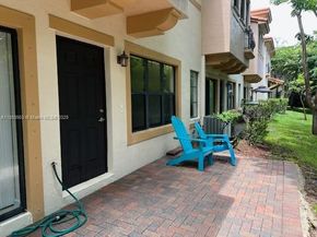 6116 E Grand Cypress Cir E, Coconut Creek FL 33073