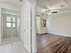 6116 E Grand Cypress Cir E, Coconut Creek FL 33073