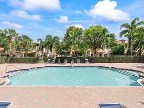 6116 E Grand Cypress Cir E, Coconut Creek FL 33073