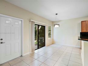 6116 E Grand Cypress Cir E, Coconut Creek FL 33073