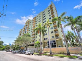 816 NW 11th St 801, Miami FL 33136