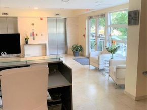 816 NW 11th St 801, Miami FL 33136