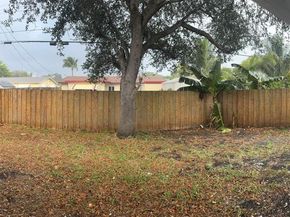 3193 Taft St, Hollywood FL 33021