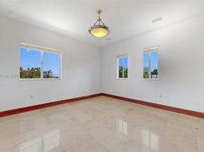 1131 Stillwater Dr, Miami Beach FL 33141