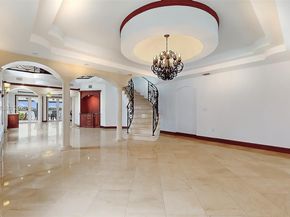 1131 Stillwater Dr, Miami Beach FL 33141