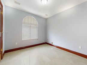 1131 Stillwater Dr, Miami Beach FL 33141
