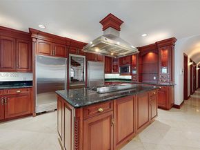1131 Stillwater Dr, Miami Beach FL 33141