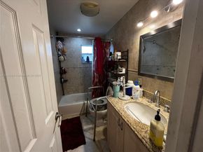 5730 Charleston St, Hollywood FL 33021