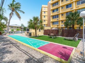 2400 NE 9th St 104, Fort Lauderdale FL 33304