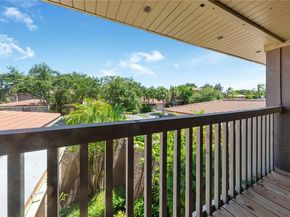 303 Saint Andrews Rd 1968, Hollywood FL 33021